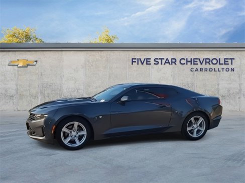Used 2019 Chevrolet Camaro LT w/ Technology Package image 4