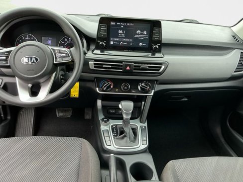 Used 2021 Kia Seltos LX image 11