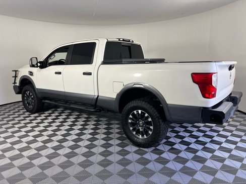 Used 2017 Nissan Titan PRO-4X image 5