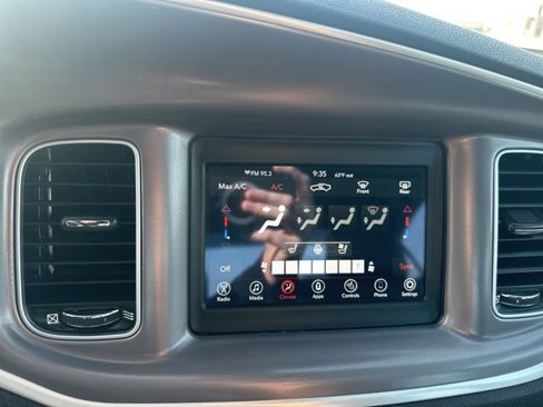 Used 2022 Dodge Charger SXT w/ Leather Interior Group image 21