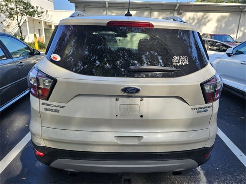 Used 2018 Ford Escape Titanium image 5