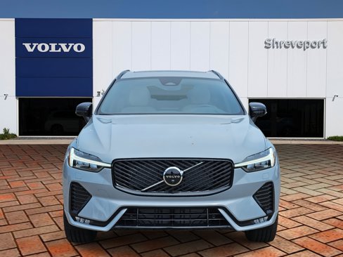 New 2026 Volvo XC60 B5 Plus w/ Protection Package Premier image 2