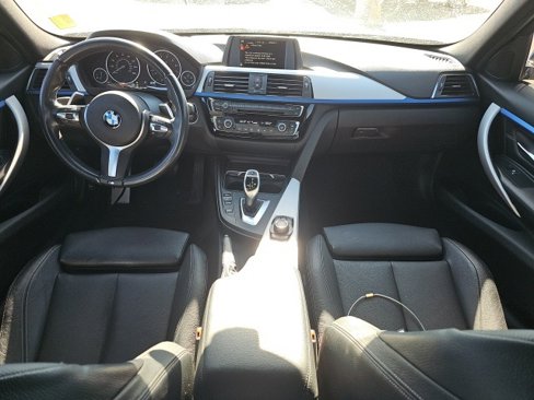 Used 2017 BMW 330i xDrive Sedan image 5