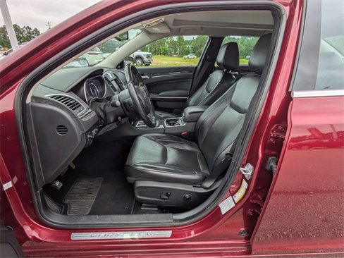 Used 2019 Chrysler 300 Limited image 19