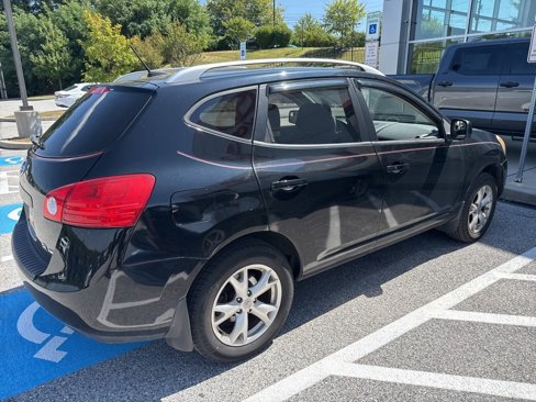Used 2009 Nissan Rogue SL w/ Premium Pkg image 2