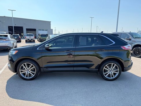Used 2022 Ford Edge Titanium image 39