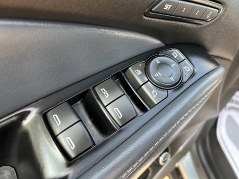 Used 2024 Buick Enclave Premium image 16
