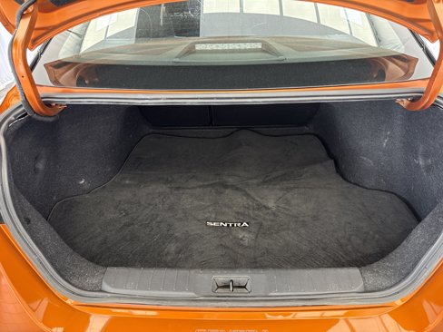 Used 2022 Nissan Sentra SR image 17
