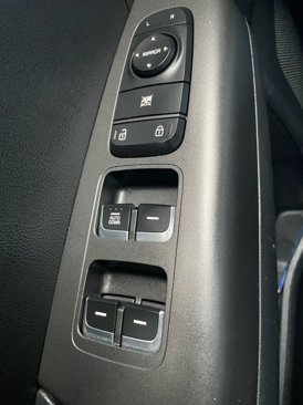 Used 2021 Kia Sportage LX image 10