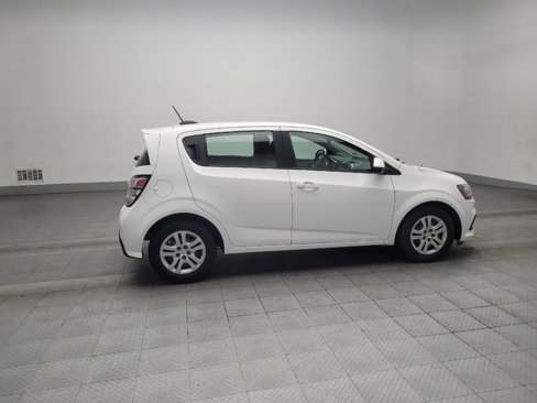 Used 2020 Chevrolet Sonic LT image 10