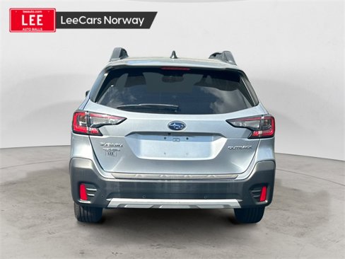 Used 2020 Subaru Outback Limited image 4