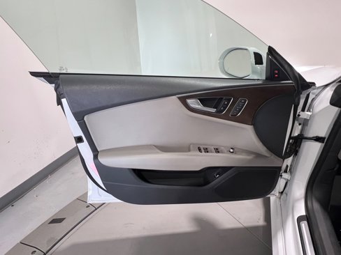 Used 2016 Audi A7 3.0T Premium Plus w/ Black Optic Package image 24
