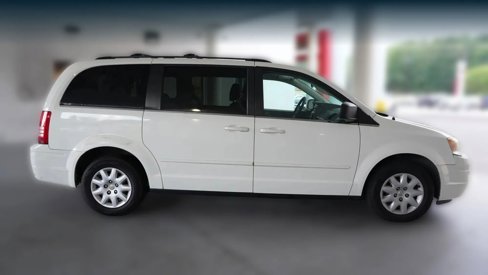 Used 2010 Chrysler Town & Country LX w/ PWR Window Group image 8