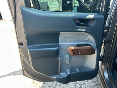 Certified 2022 Ford Maverick Lariat image 26