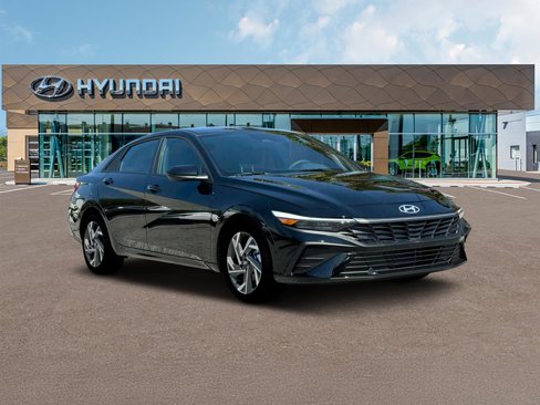 New 2025 Hyundai Elantra Sport w/ Cargo Package image 11