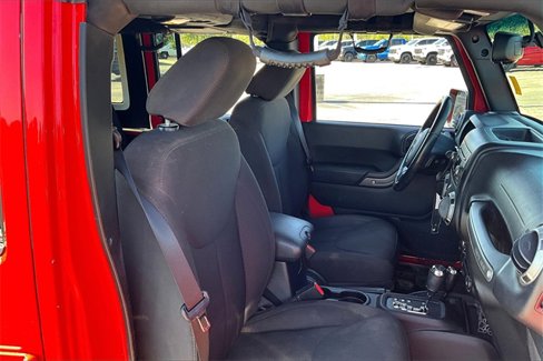 Used 2015 Jeep Wrangler Unlimited Sport w/ Quick Order Package 24S image 28