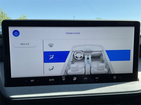 New 2025 Ford Maverick XLT image 18