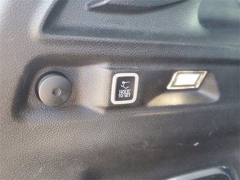 Used 2021 Jeep Grand Cherokee L Limited w/ MOPAR Finishing Package image 8