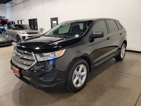 Used 2017 Ford Edge SE image 4