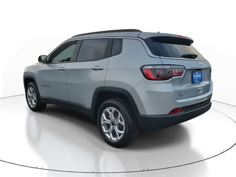 New 2025 Jeep Compass Latitude image 5