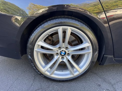 Used 2013 BMW 750i xDrive image 35