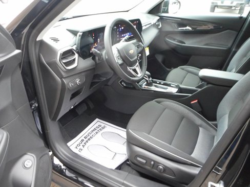 New 2025 Chevrolet TrailBlazer LT w/ Convenience Package image 8