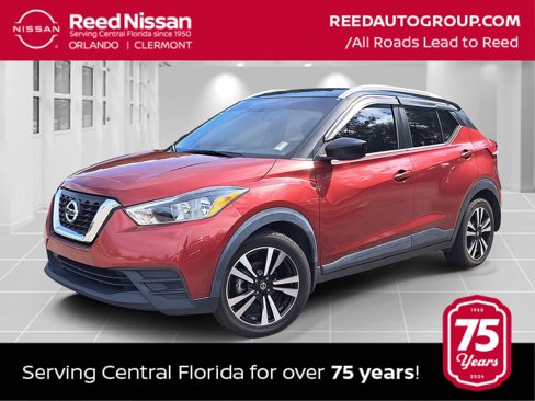 Used 2019 Nissan Kicks SV image 1