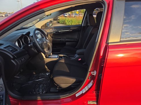 Used 2017 Mitsubishi Lancer ES image 12