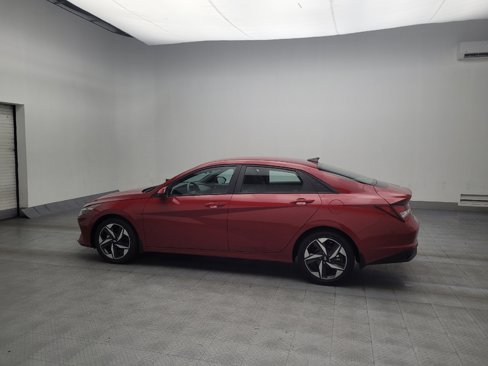 Used 2023 Hyundai Elantra SEL w/ Convenience Package image 3