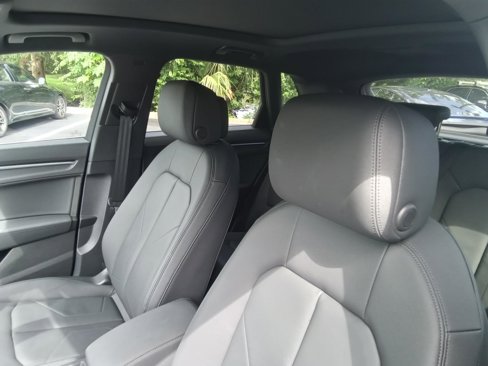 Certified 2023 Audi Q3 2.0T Premium Plus w/ Premium Plus Package image 19