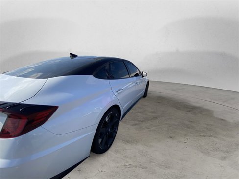 Used 2021 Hyundai Sonata SEL Plus w/ Tech Package image 10