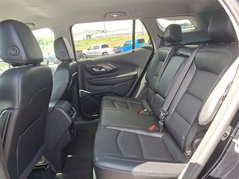 Used 2023 GMC Terrain SLT image 10