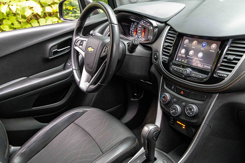 Used 2022 Chevrolet Trax LT w/ LT Convenience Package image 25