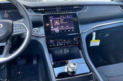 New 2025 Jeep Grand Cherokee Laredo X image 17