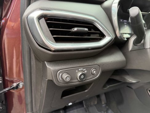 Used 2022 Chevrolet TrailBlazer LT w/ Convenience Package image 15