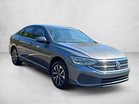 Used 2022 Volkswagen Jetta S image 3