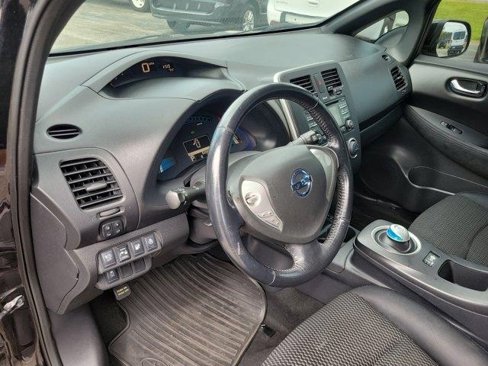 Used 2013 Nissan Leaf S w/ Charger Pkg image 19
