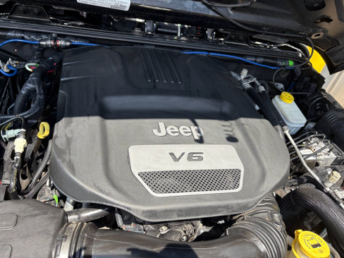 Used 2017 Jeep Wrangler Sport image 27