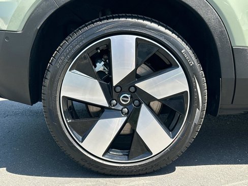 Certified 2022 Volvo C40 P8 Recharge Ultimate image 27