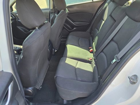 Used 2016 MAZDA MAZDA3 i Sport w/ Preferred Equipment Package image 16