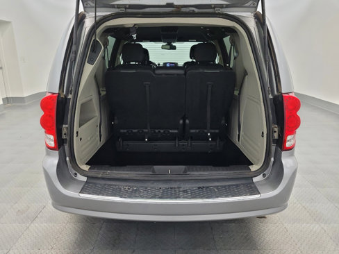 Used 2019 Dodge Grand Caravan SXT image 29