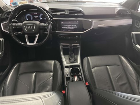 Used 2022 Audi Q3 2.0T Premium image 18