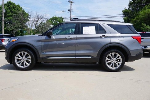 Used 2021 Ford Explorer XLT image 6