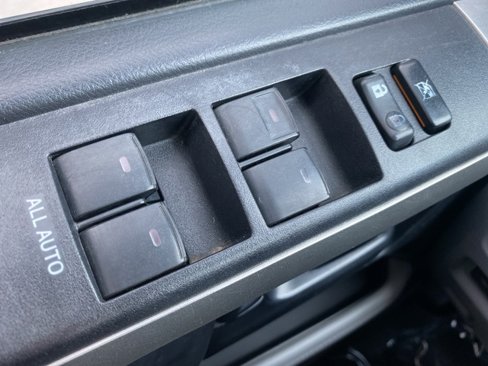 Used 2013 Toyota 4Runner SR5 image 16