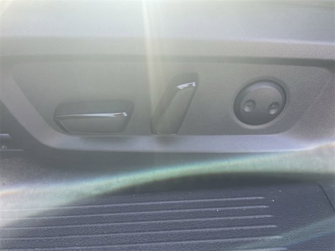 Used 2022 Nissan Rogue SV image 18
