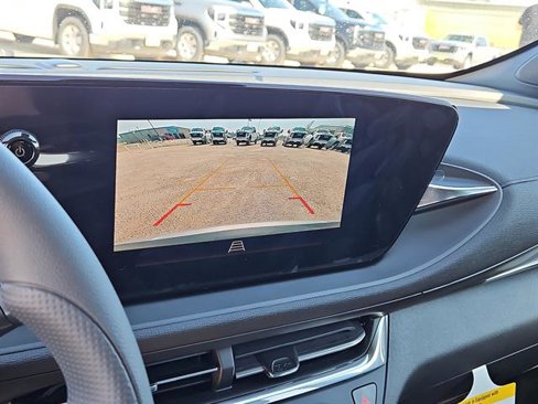 New 2025 Buick Envista Preferred image 37