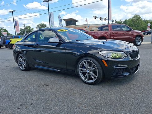 Used 2015 BMW M235i xDrive Coupe image 4
