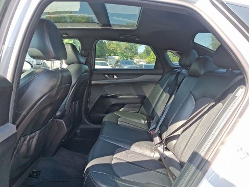 Used 2022 Kia K5 GT-Line w/ GT-Line FWD Premium Package image 10