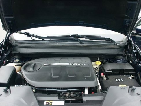 Used 2016 Jeep Cherokee Latitude w/ Cold Weather Group image 17