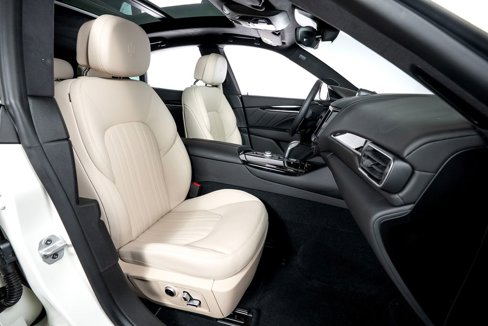 Used 2022 Maserati Levante GT image 50